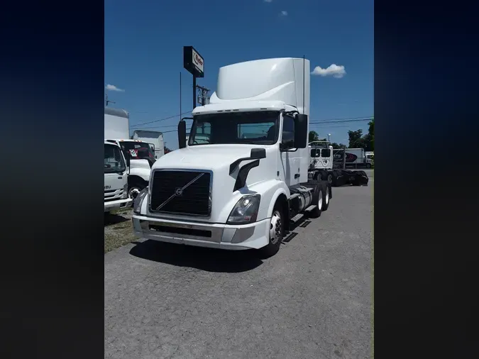 2018 VOLVO VNL64TRACTORcecf3ef5042b8203cf1eb7d9f6124ac8