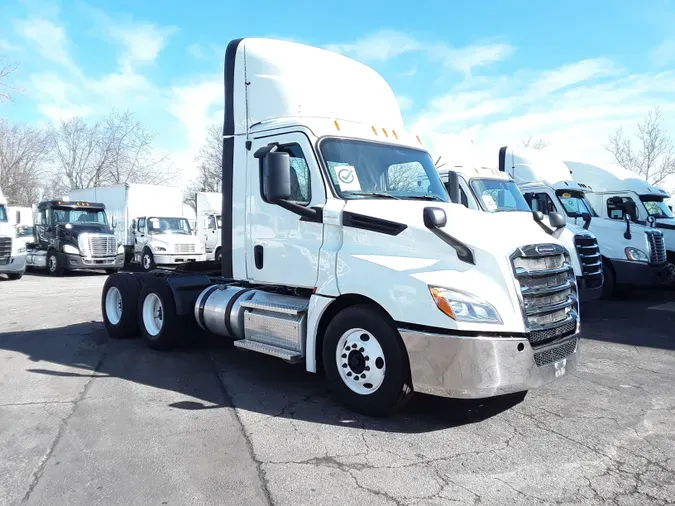 2019 FREIGHTLINER/MERCEDES NEW CASCADIA PX12664
