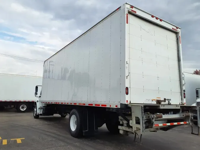 2018 FREIGHTLINER/MERCEDES M2 106