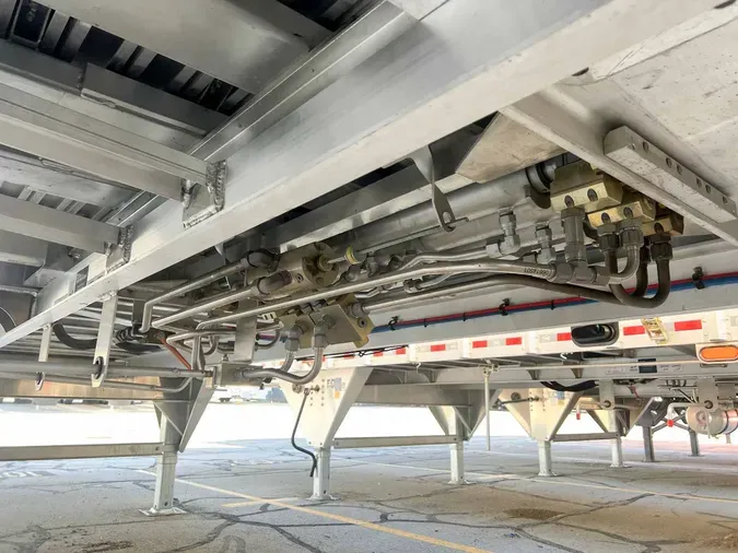 2026 MAC MOVING FLOOR