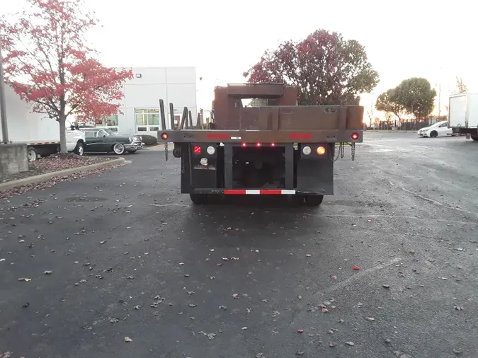 2015 FREIGHTLINER/MERCEDES M2 106