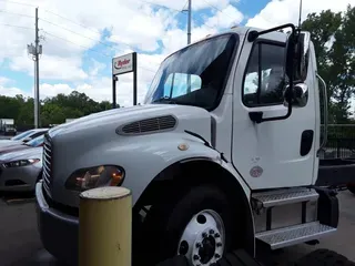 2020 FREIGHTLINER/MERCEDES M2 106