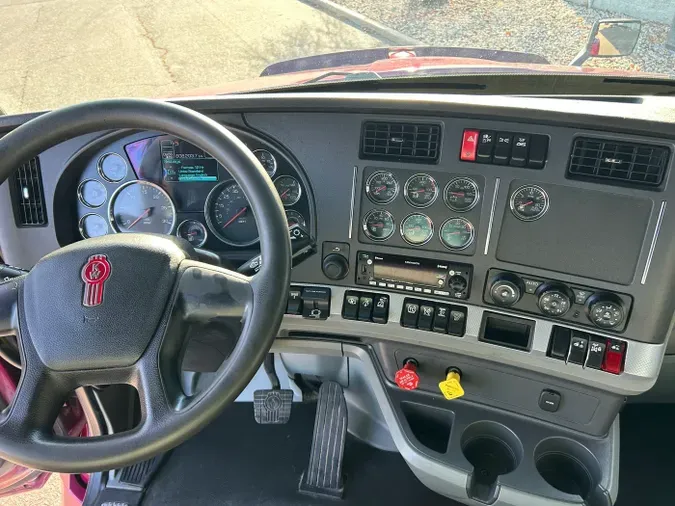 2022 Kenworth T680cee15c111dd47faaf3c8eccfde53dfbd