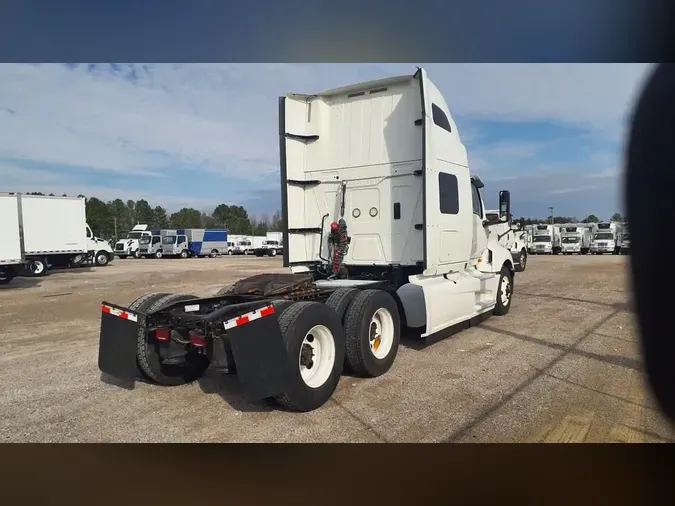 2020 NAVISTAR INTERNATIONAL LT625 SLPR CAB