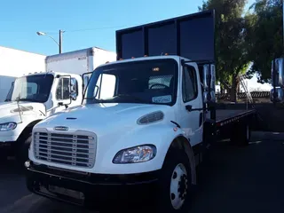2016 FREIGHTLINER/MERCEDES M2 106