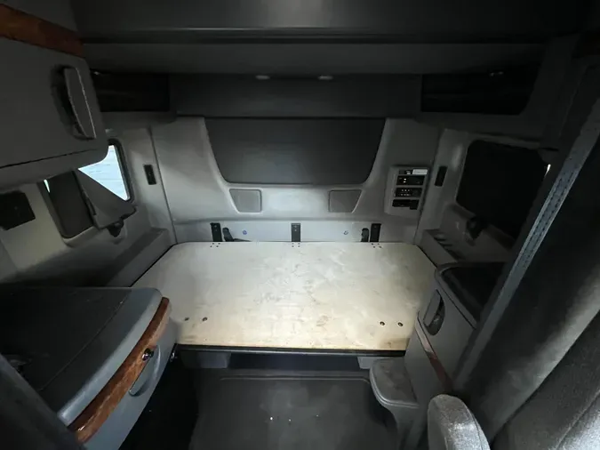 2022 International LT625cef682bd5f0d10014c38a645b40d173c