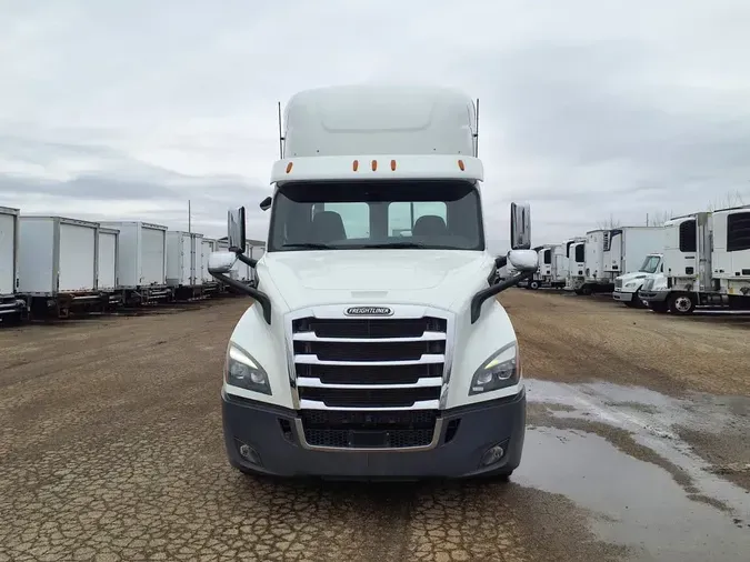 2020 FREIGHTLINER/MERCEDES NEW CASCADIA 116