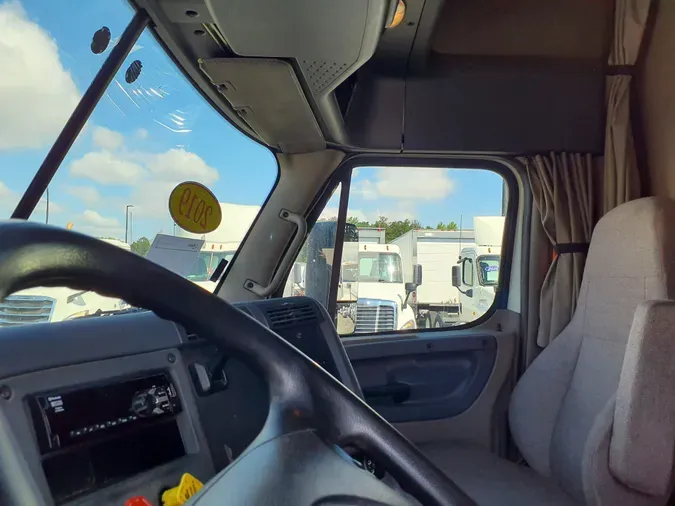 2019 FREIGHTLINER/MERCEDES CASCADIA 125