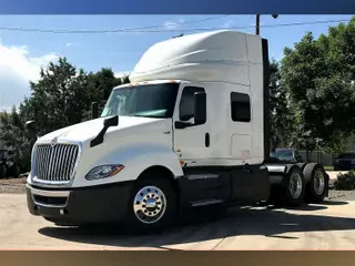 2022 INT LT625 6x4