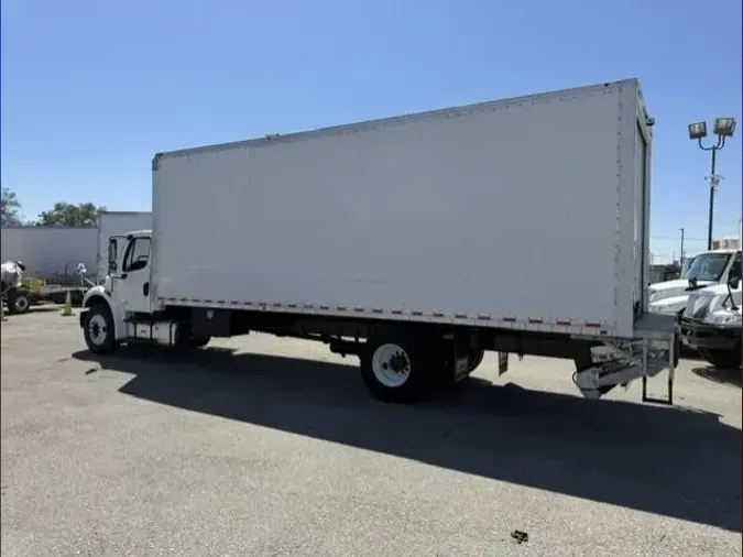 2019 Freightliner Business Class M2 106