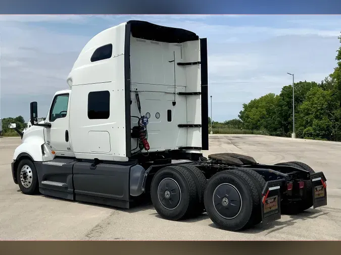 2025 INT LT625 6X4