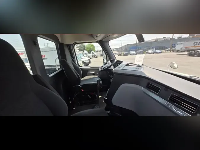 2020 FREIGHTLINER/MERCEDES NEW CASCADIA 126cf02a2de5eec3f606b9546875adb205a