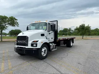 2022 MACK MD64