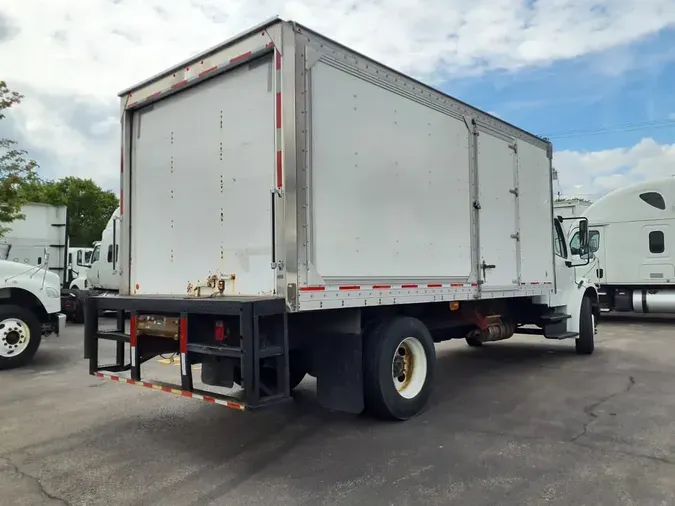 2019 FREIGHTLINER M2 106