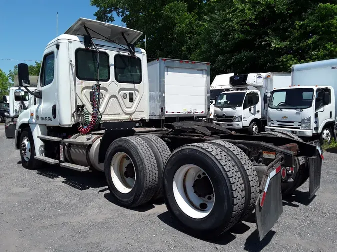 2016 FREIGHTLINER/MERCEDES CASCADIA 125