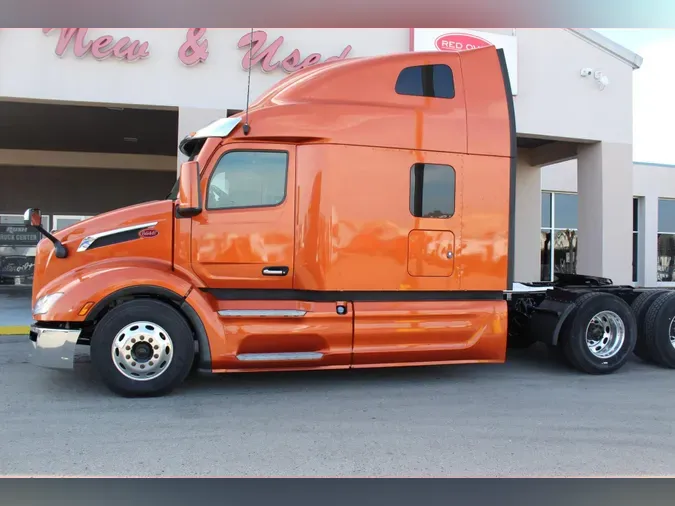 2023 Peterbilt 579cf055487922bf940c60d377546038c61