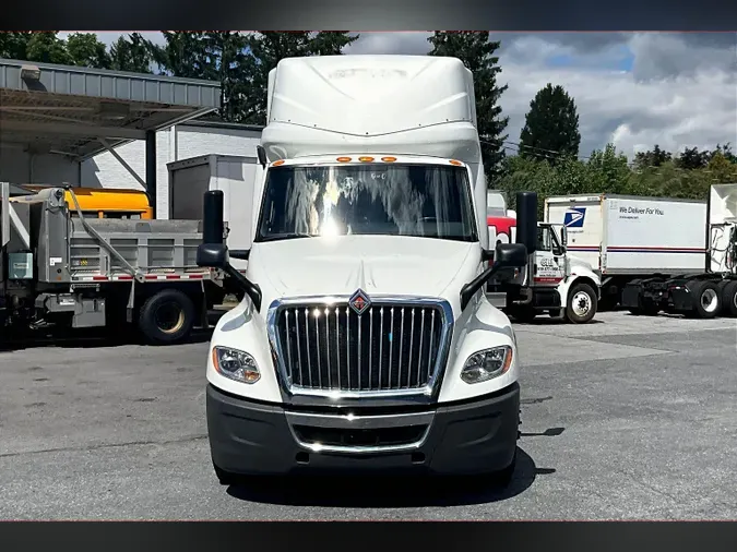2022 INT LT625 6x4