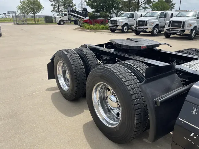2022 Peterbilt 579