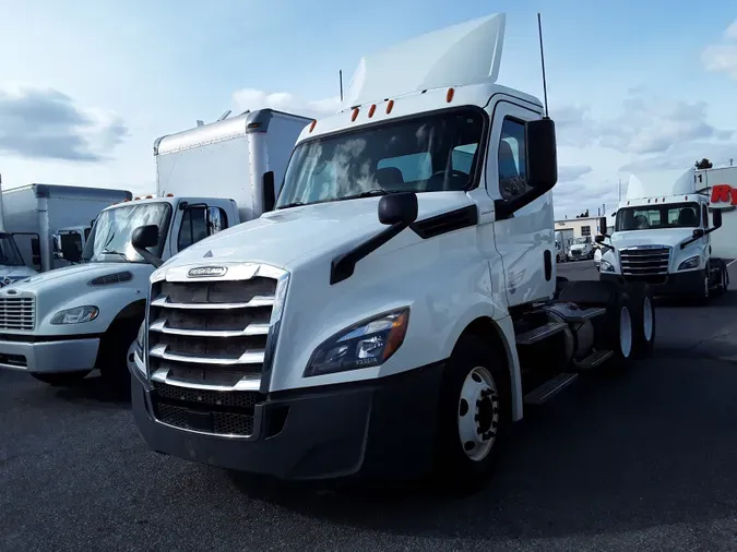 2018 FREIGHTLINER/MERCEDES NEW CASCADIA PX12664