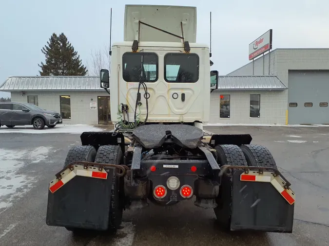 2019 FREIGHTLINER/MERCEDES CASCADIA 113