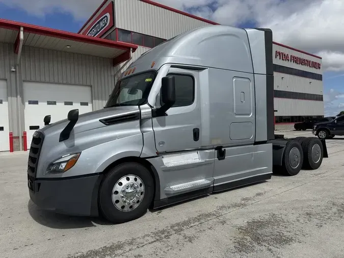 2023 Freightliner Cascadia&reg;