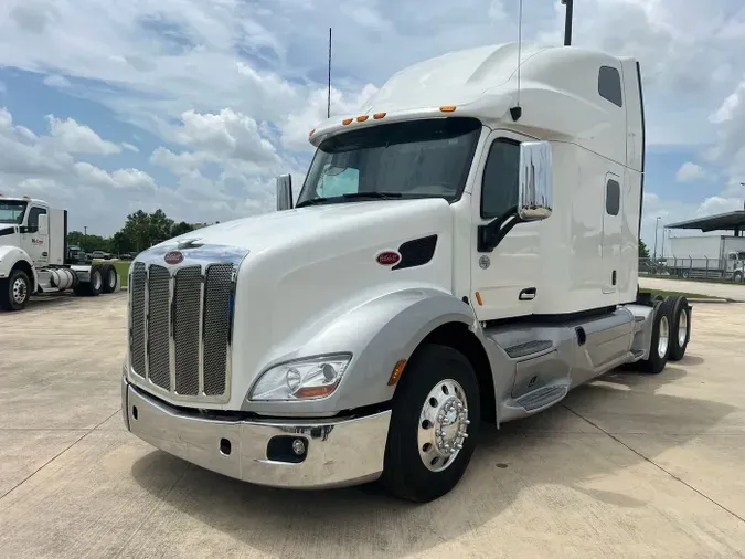 2022 Peterbilt 579