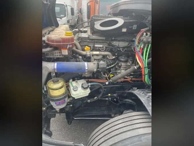 2019 FREIGHTLINER NEW CASCADIA PX12664