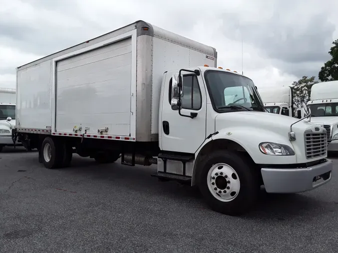 2017 FREIGHTLINER/MERCEDES M2 106