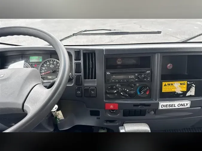 2022 ISUZU NPR-XD