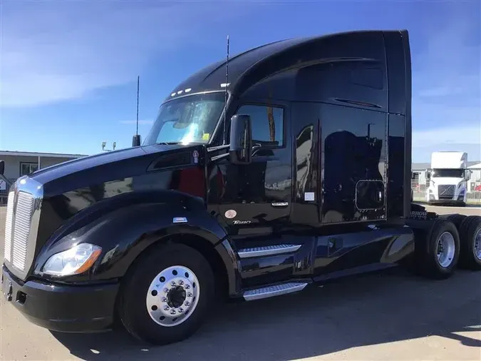 2021 KENWORTH T680