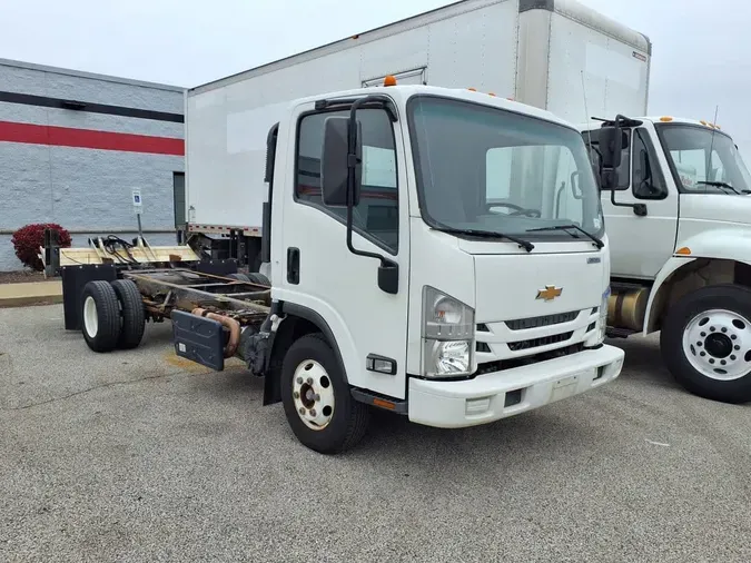 2021 ISUZU NPR HD