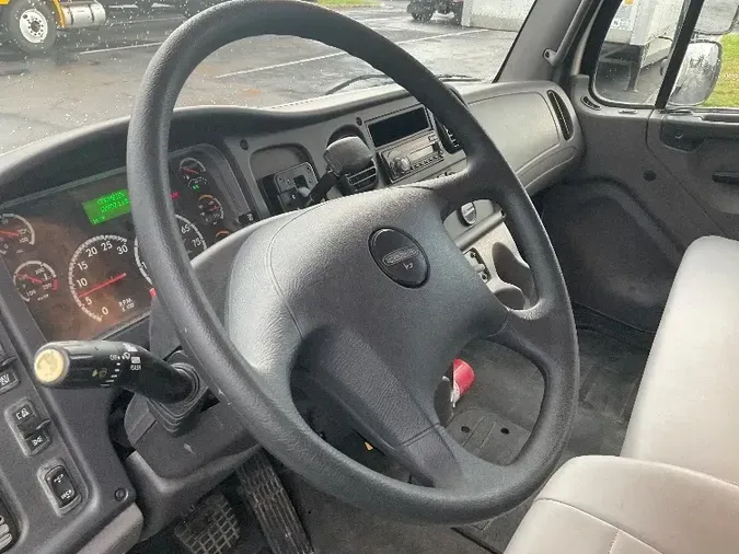 2017 Freightliner M2