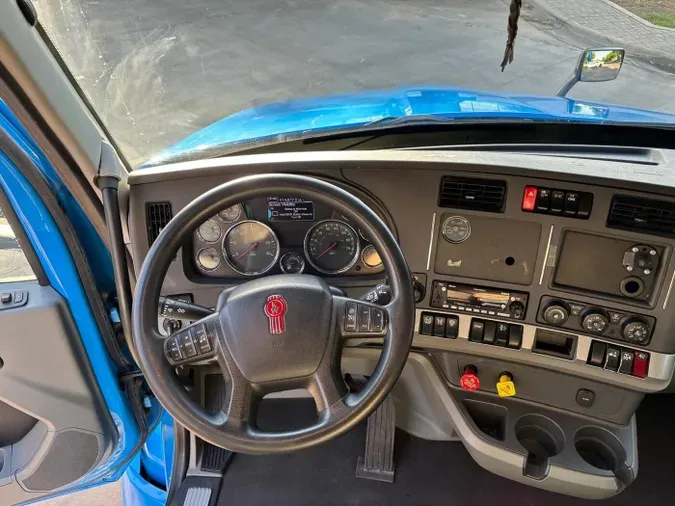 2022 Kenworth T680