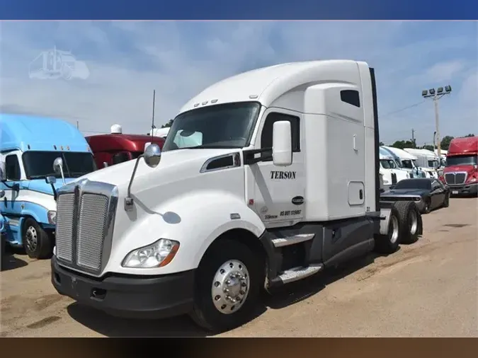 2014 KENWORTH T680cf2d883a06d8a6c3ac68805b160a55d8