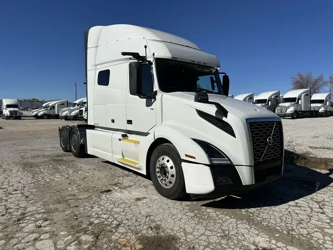 2021 VOLVO VNL64T740cf2f0443013d9ba7767f90b432003ace