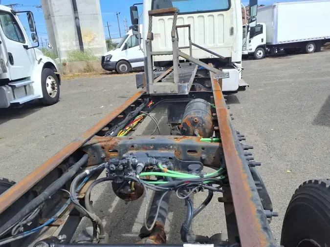 2020 FREIGHTLINER M2 106