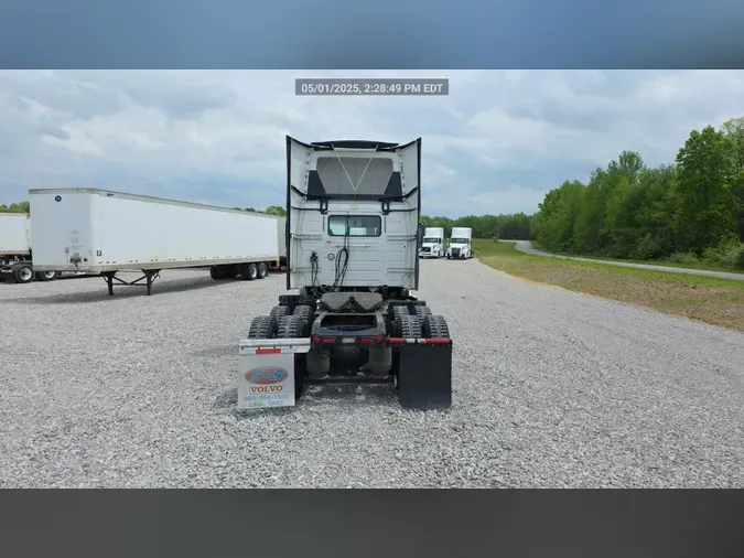 2018 Volvo VNL300