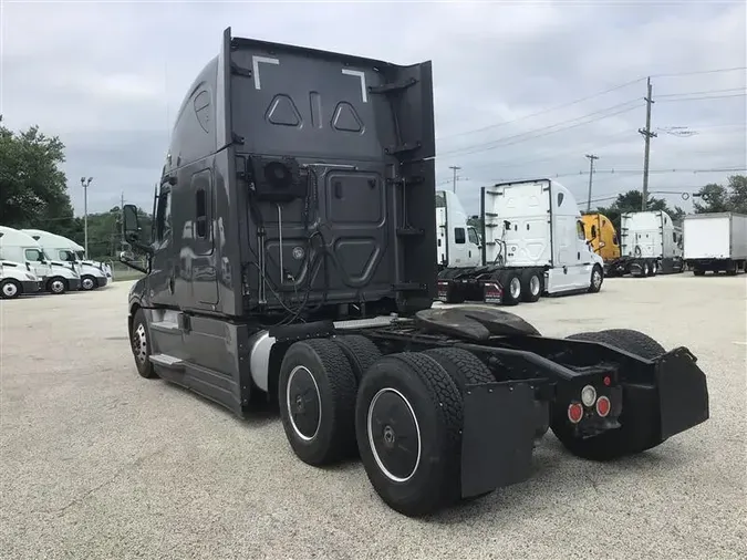 2021 FREIGHTLINER CA126