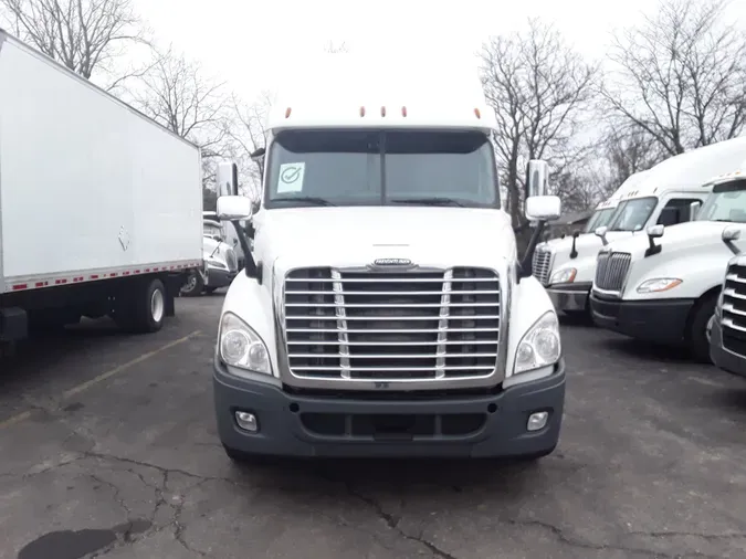 2019 FREIGHTLINER/MERCEDES CASCADIA 125