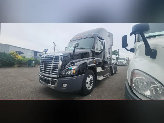 2019 FREIGHTLINER/MERCEDES CASCADIA 125