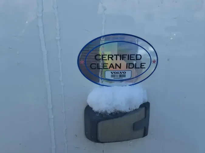 2020 VOLVO VNL64T-760cf471aaaca9750c9fae5dd9cd750fe22