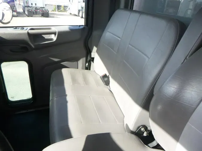 2020 Peterbilt 337