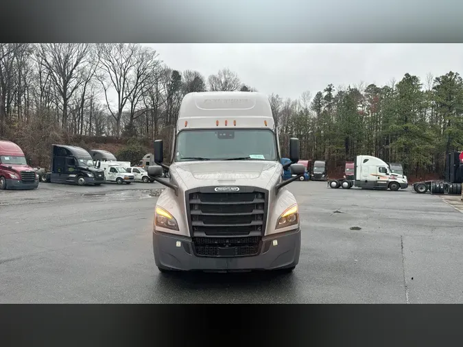 2022 Freightliner Cascadia 126