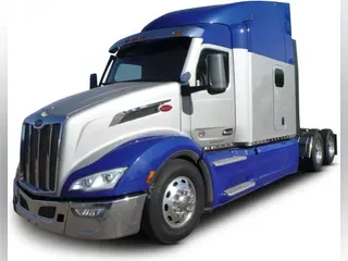 2022 Peterbilt 579