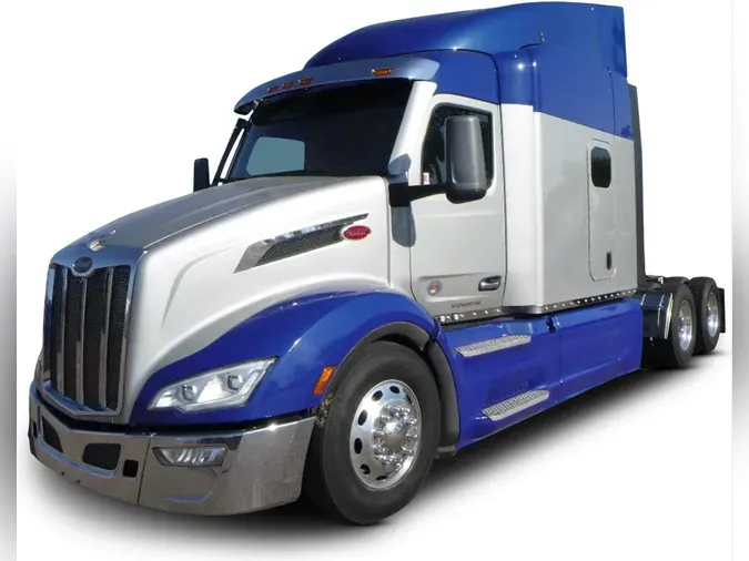 2022 Peterbilt 579cf532b9e1b7cff10d95c4b44d2e73a81