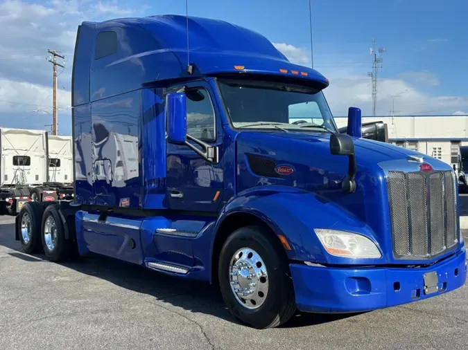 2022 Peterbilt 579