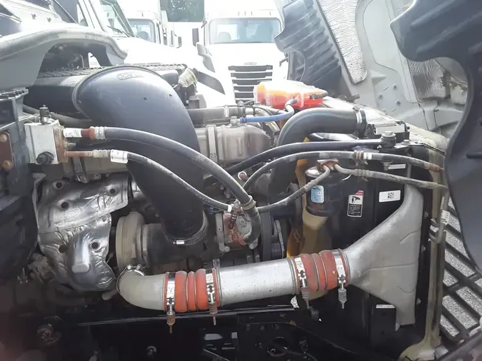 2019 FREIGHTLINER CASCADIA 125