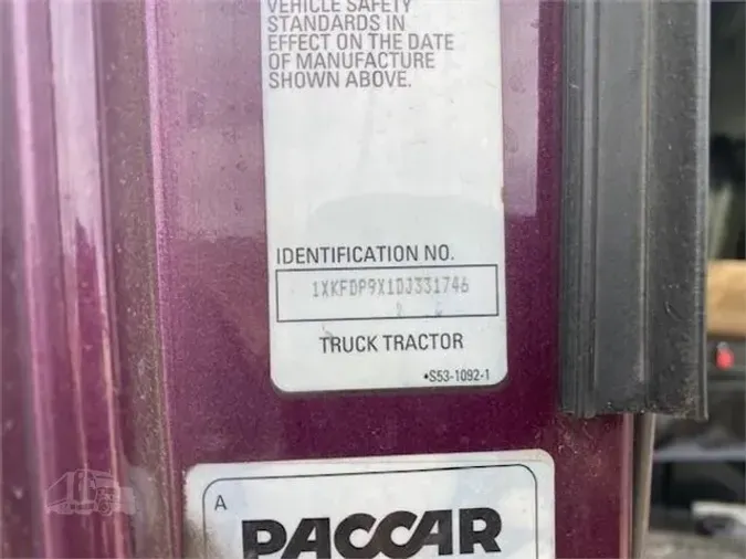 2013 KENWORTH T700