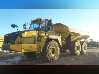 2015 Komatsu HM400-5