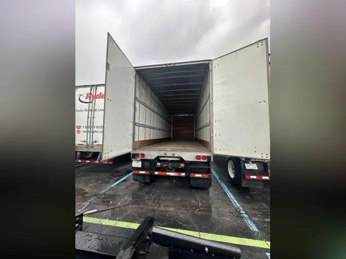 2011 UTILITY TRAILERS VS1DC 28/162/102cf5d36d37139c63555472af2eff23695